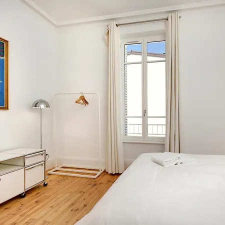 Casablanca Paris Vichy