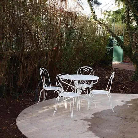 Casablanca Paris Vichy